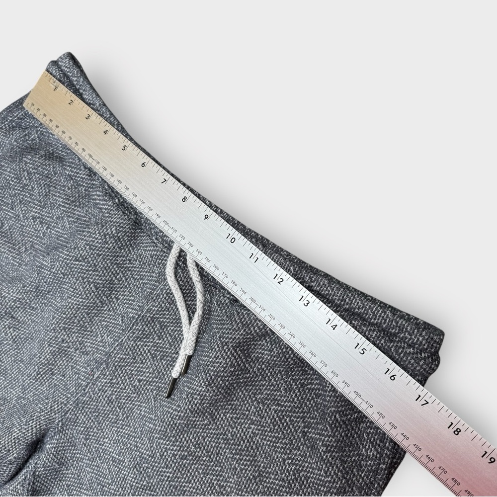 Faherty Whitewater Sweatshorts Men’s Large Granite Grey Herringbone Cotton Blend - Picture 8 of 11